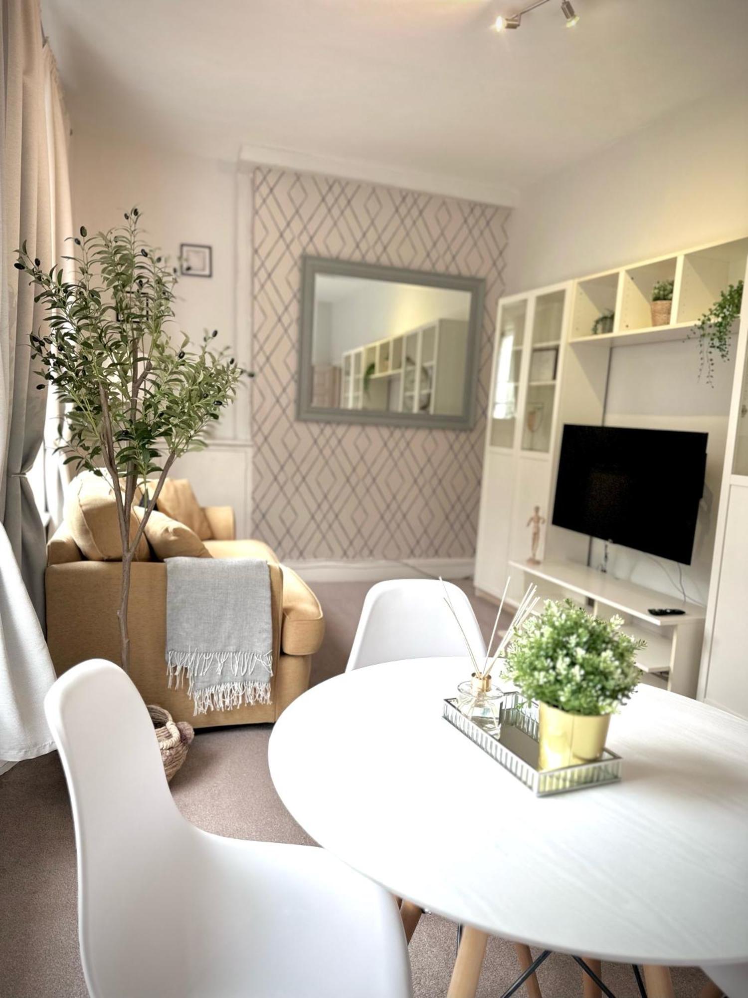 London Oval Apartment Екстериор снимка